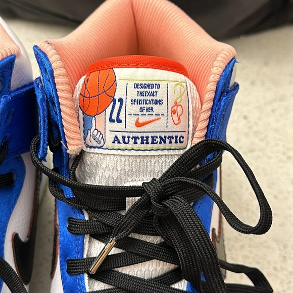 NIKE Dunk High - Picture 3 of 9